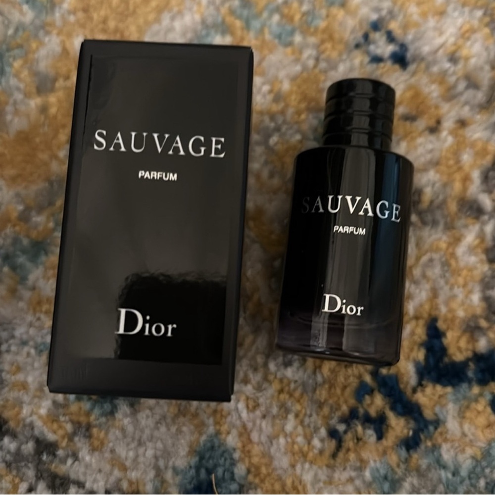 Dior Gift Set - Picture 7 of 8
